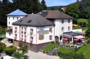 Гостиница Pension Parzer Pressbaum bei Wien  Прессбаум